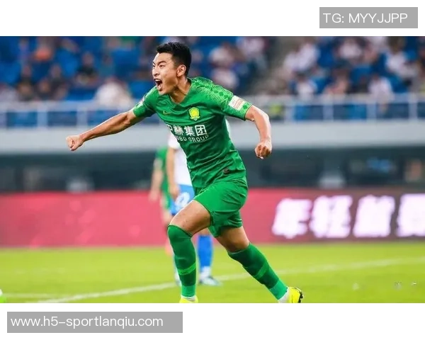 成都蓉城正式签约29岁前锋王子铭上赛季为北京国安打入5球